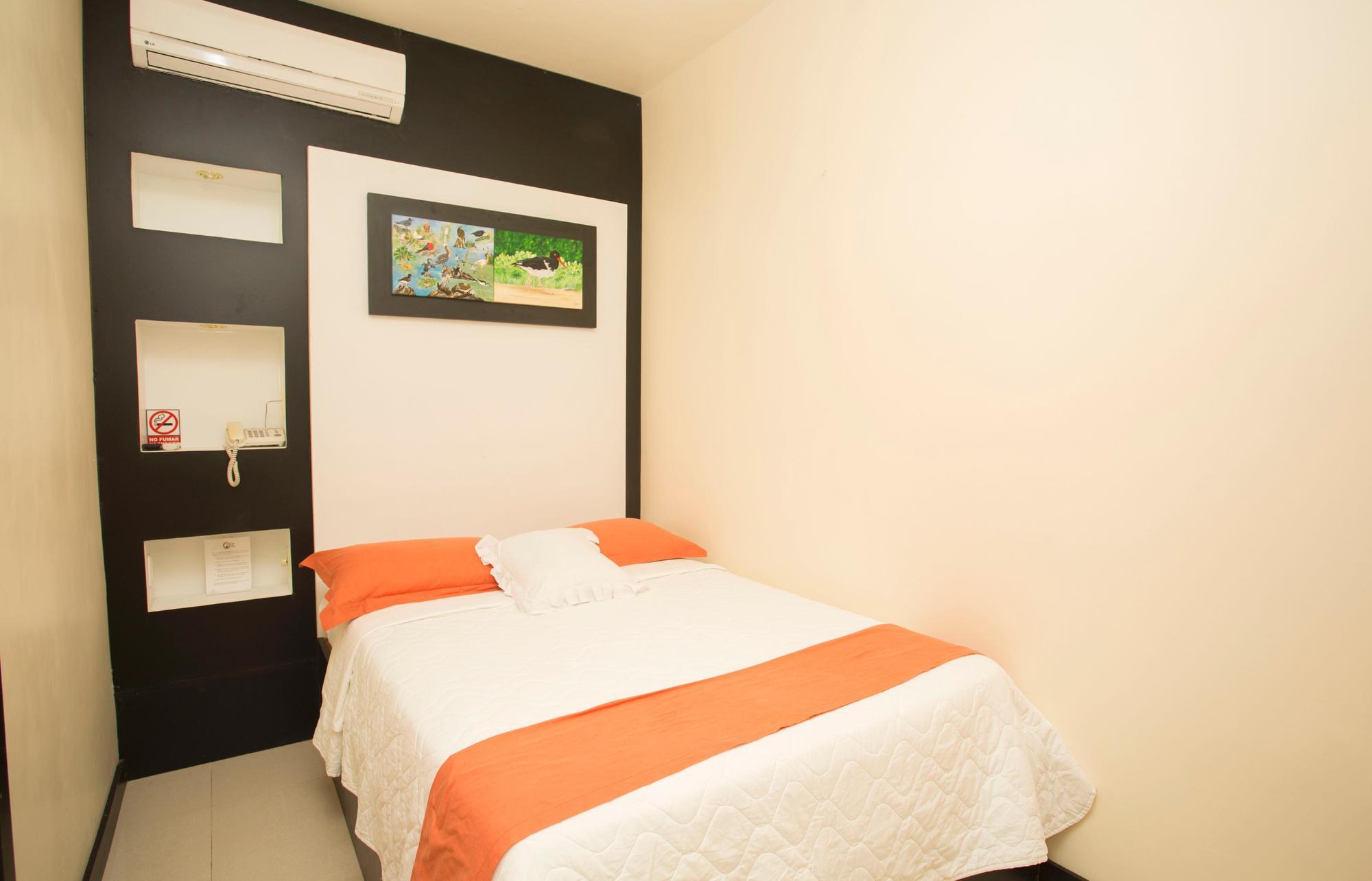 Hotel San Vicente Galapagos Puerto Villamil Eksteriør billede